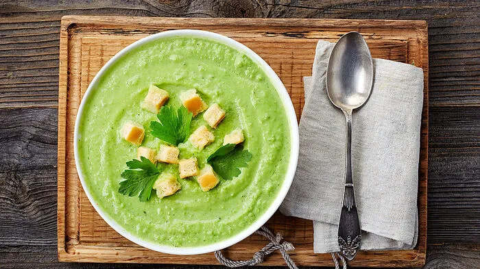 Herrlich cremig: Erbsensuppe