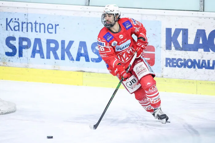 Martin Schumnig spielte seine bisher stärkste Saison beim KAC, stabilisierte die Abwehr