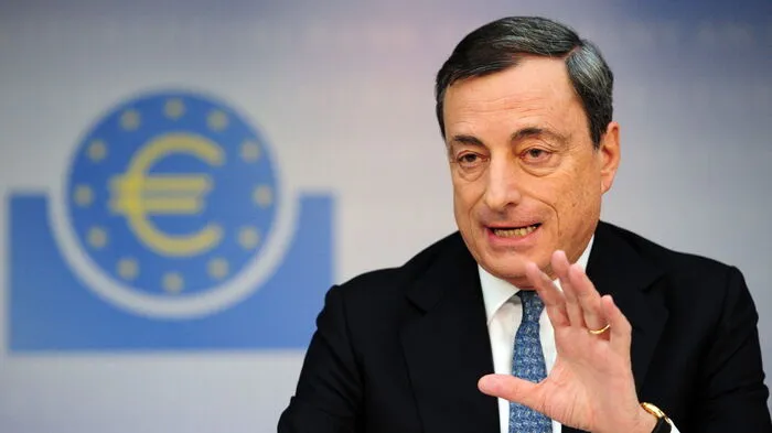 "Die EZB ist bereit, im Rahmen ihres Mandats alles zu tun, was nötig ist, um den Euro zu retten. Und glauben Sie mir: Es wird genug sein." (Draghi am 26.7.2012 in London.)