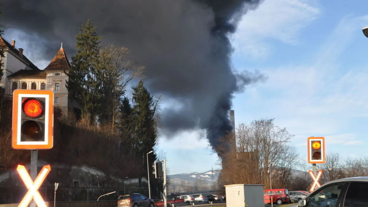 Gewaltige Rauchsäule über der ÖDK Voitsberg