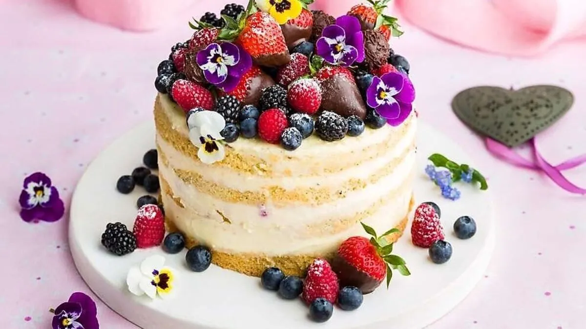 Naked Cake