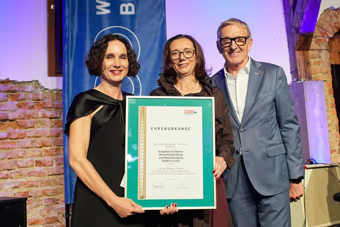 Heidrun Mischitz-Gratze, Petra Schachner-Kröll und WKO-Präsident Josef Herk