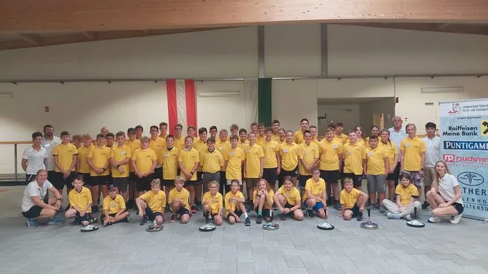 57 Kinder von neun bis 15 Jahren nehmen an den Jugendstocksporttagen in Pöllau teil.