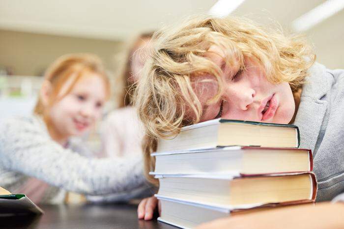 Was braucht Ihr Kind, damit es tagsüber nicht allzu müde ist? Experten geben Tipps zu erholsamem Schlaf