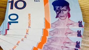 Gastauftritt bei Liza Cody: David Bowie