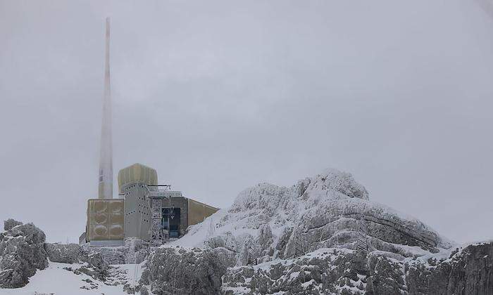 Der Sendeturm am Säntis wird im Jahr hunderte Male von Blitzen getroffen