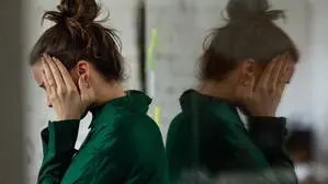 Junge Frauen fühlen sich psychisch besonders belastet