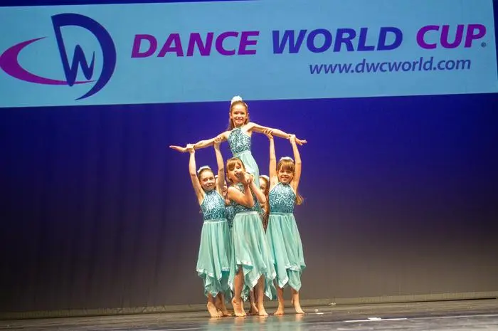 Auch die kleinsten Tänzerinnen begeisterten das Publikum in der heurigen Tanzsaison