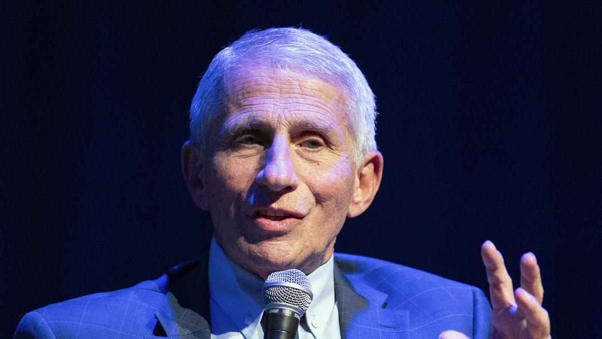 Anthony Fauci hat sich mit dem West-Nil-Virus infiziert. 