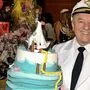 "Kapitän" Rudolf Mally feierte seinen 70er mit einer Traumschiff-Party