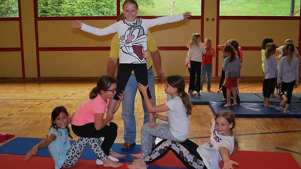Zirkus macht Schule in Ehrenhausen