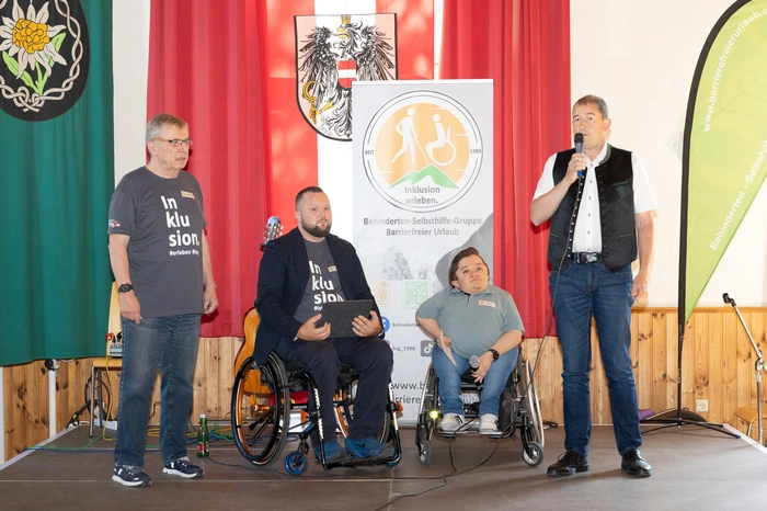 Zum Fest kamen zahlreiche Ehrengäste. 