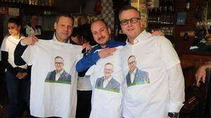Linhart verteilte nach Kritik der gegnerischen Parteien an Faschingsscherz T-Shirts