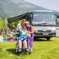 Jenny Oberlojer aus Steinfeld mit ihren Eltern Roman und Lissy