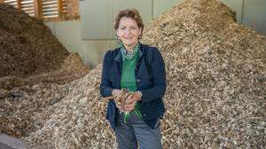 Landesrätin Ursula Lackner setzt auf den Ausbau der umweltfreundlichen Wärmeversorgung