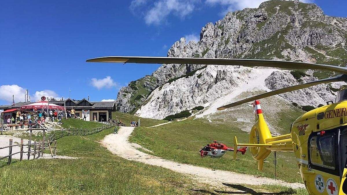 Zwei Hubschrauber brachten die Verletzten in die Spitäler