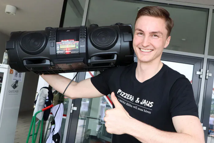 Organisation für den Absolventenverein: Obmann Franz Kampl.