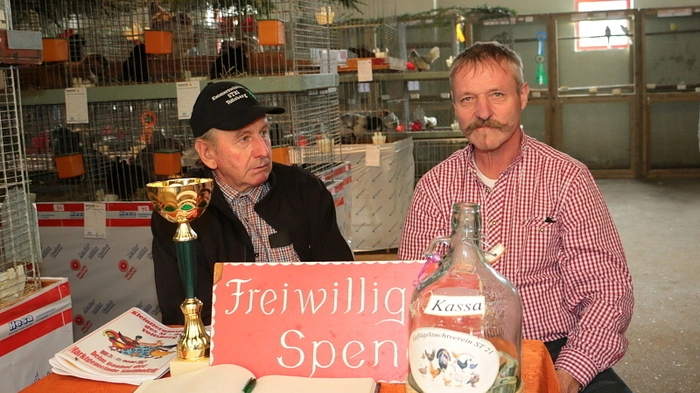 Die Kleintierzuchtvereine Köflach und Stallhofen zeigten mit ihren Kleintierausstellungen in der Dachdeckerei Kerschbaumer in Maria Lankowitz sowie im Bauhof Stallhofen einen Überblick über ihre erfolgreichen Züchtungen.