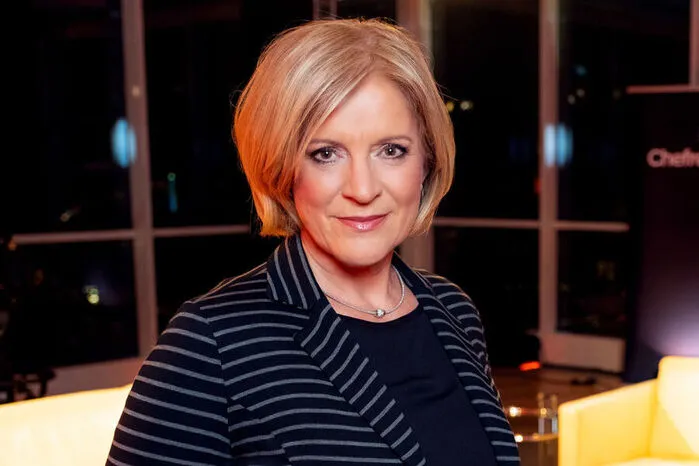 Ingrid Thurnher ist die bekannteste Protagonistin in Roland Weißmanns Team. Die 59-jährige ORF III-Chefredakteurin und ehemalige "ZiB"-Moderatorin stellt sich der neuen Aufgabe Radiodirektion. Zum ORF kam Thurnher bereits im Jahr 1985 wo sie zunächst im Aktuellen Dienst im niederösterreichischen Landesstudio tätig war. Später wechselte sie als Innenpolitikredakteurin zum Hörfunk bevor sie 1994 ZIB 2-Moderatorin wurde. Thurnher prägt in den vergangenen Jahren die Entwicklung von ORF III maßgeblich und baute die Informationsschiene des Senders massiv aus.