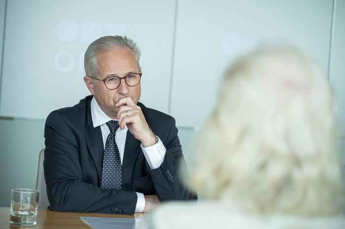 OMV-Chef Stern (Bild aus einem älteren Interview): „Was wir sehen ist, dass der Liefervertrag mit einem Risiko verbunden ist“