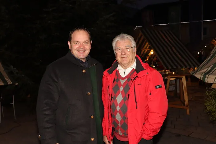 Klicken Sie sich durch die Fotos vom Christkindlmarkt in Ligist.