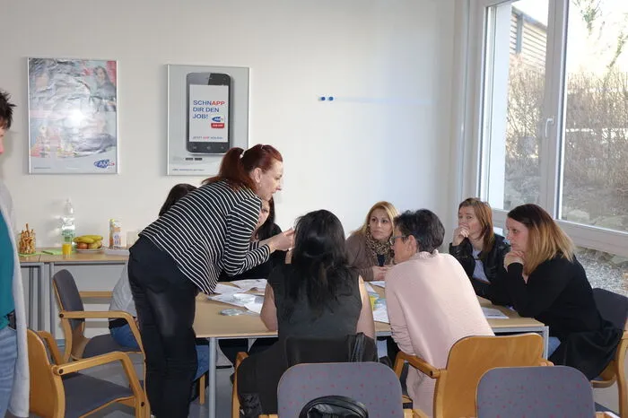 Mit dabei war nicht nur das AMS, sondern auch das ZAM (Zentrum für Ausbildungs-Management Oststeiermark), das Frauen, die sich für Technik interessieren, an das Schulungszentrum Fohnsdorf, Standort Fürstenfeld, vermittelt.
