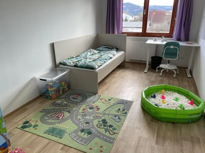 Neun Kinder finden in Kobenz ein neues Zuhause, alle haben ein eigenes Zimmer. Dieses wird in Kürze bezogen