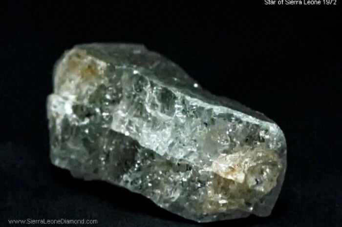 1972 wurde in einer Mine bei Koidu in Sierra Leone der Star of Sierra Leone gefunden. Im Rohzustand wog er 968,9 Karat. Er wurde in 17 Teile gespalten. Sechs davon wurden Teil der "Star of Sierra Leone Brosche".