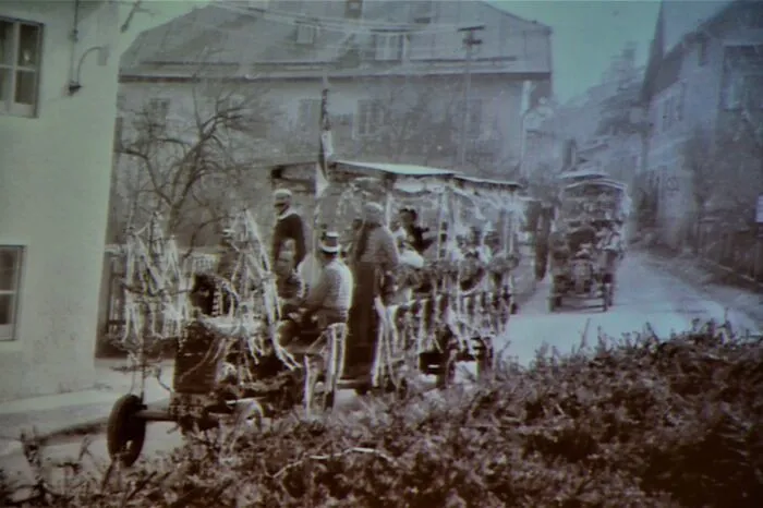 Bilder von anno dazumal wurden gezeigt.