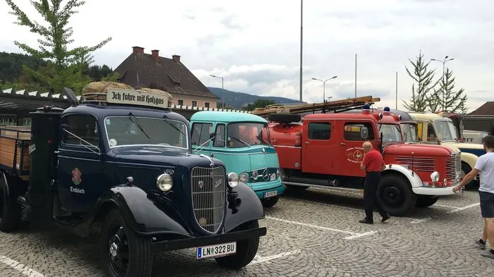 Am Freitagnachmittag trafen die Fahrzeug am Gelände der Stadtwerke Leoben ein, wo sie auch abgestellt wurden.
