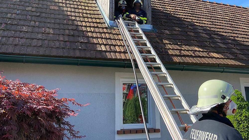Rascher Feuerwehreinsatz in Johnsdorf hielt Schaden niedrig