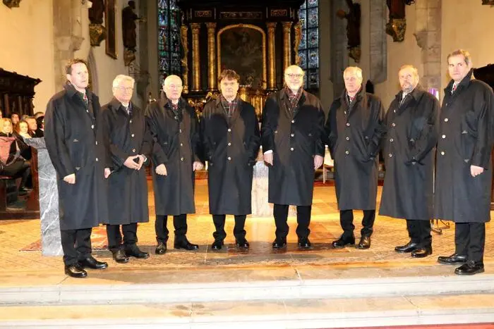 ... und dem „DA-8GSONG“ (Leitung Gernot Fladnitzer) konnte das Veranstalter-Duo gleich je einen Spitzenchor aus der Steiermark und aus Kärnten gewinnen. 