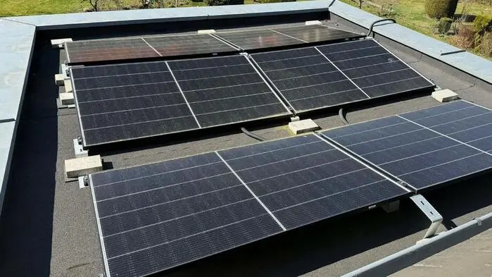 Eine PV-Anlage im Forschungsbetrieb