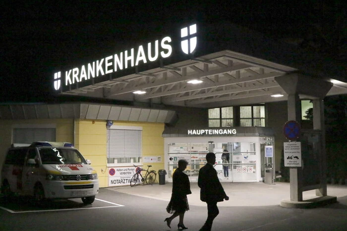 Zahlreiche Musikliebhaber aus dem gesamten Bezirk und darüber hinaus waren aus diesem Grund Samstagabend Richtung Krankenhaus gepilgert. 