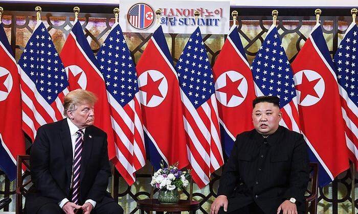 Trump und Kim bei ihrem zweiten Gipfeltreffen. Dieses Mal in Hanoi. 