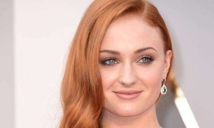 Schauspielerin Sophie Turner hat "Ja" gesagt