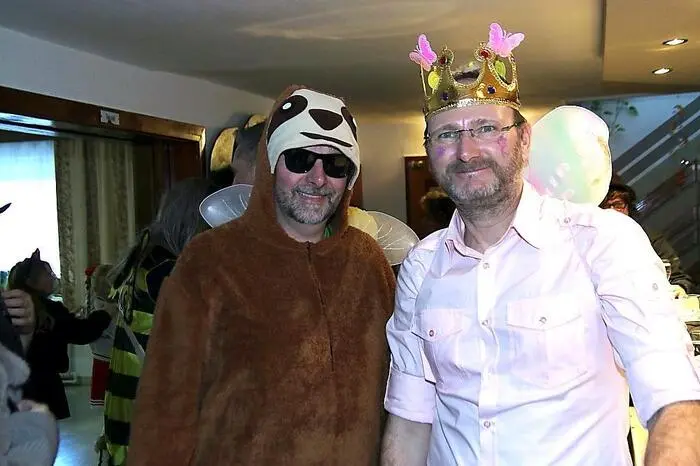 Auch Bürgermeister Bernd Gratzer und sein Vize Harald Scherz waren mitten im Getümmel.