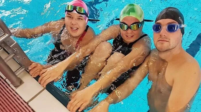 Die Schwestern Zablatnik und Golautschnig fühlen sich im Wasser wohl