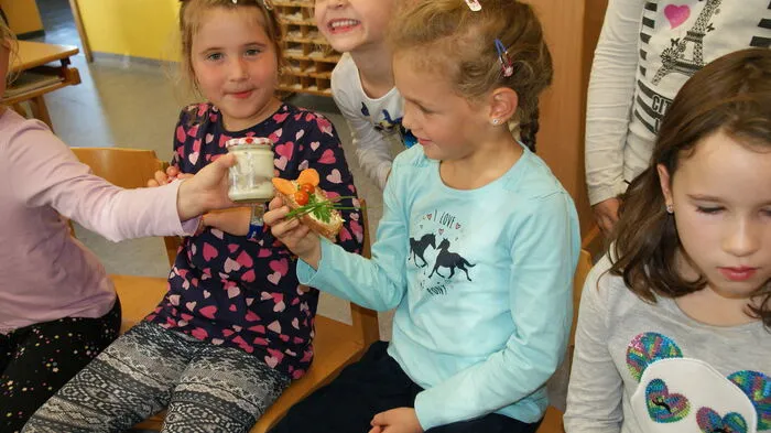 Bäuerinnen in der Region informierten Volksschulkinder über die Qualität heimischer Lebensmittel.