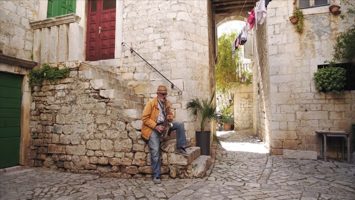 Milan Bilić führt durch die Stadt Trogir
