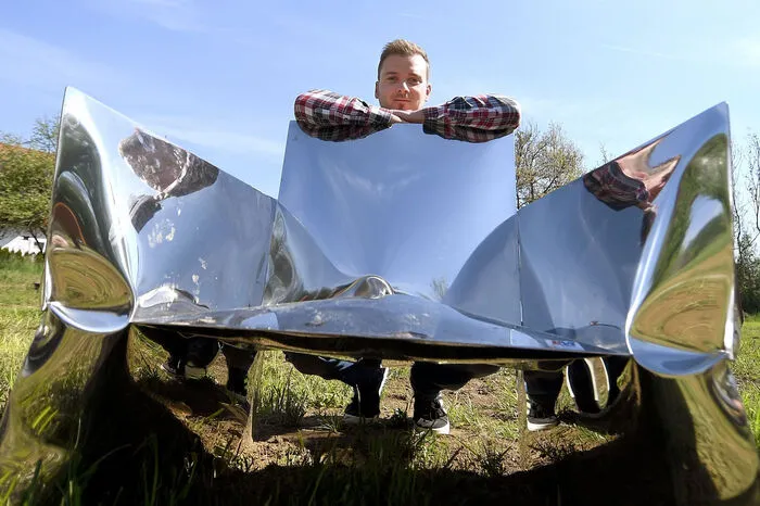 Ebenfalls einen Sessel, aber aus Metall, hat Harald Lachmann von der Firma Lachmann Metall aus Gleisdorf gebaut.