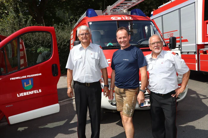 Am Foto von Links: Kdt. Hubert Galler, Gerhard Eberhard (Kameradschaftsführer) und Kdt-Stvr. Ernst Moser.