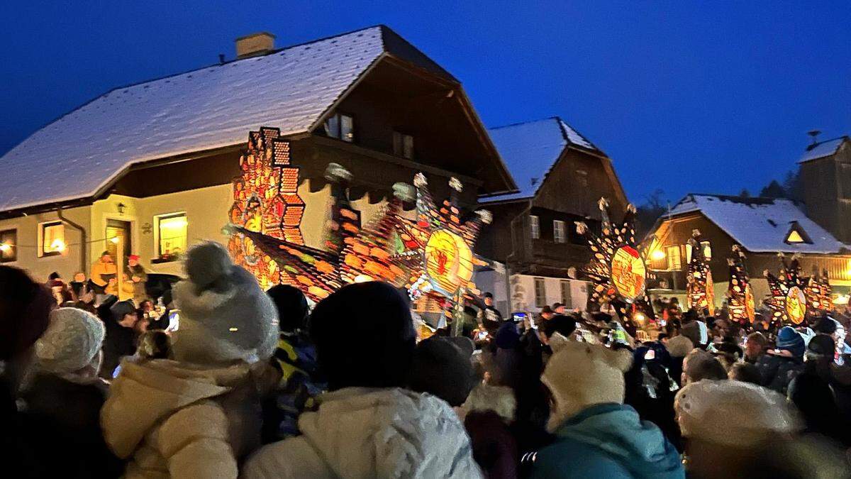 Am Samstag faszinierten die Stainacher Glöckler in Pürgg