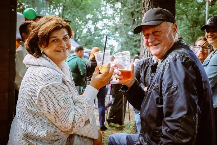 Es gab Urlaubsstimmung pur und viel Spaß beim Mitsingen, Genießen und Tanzen.
