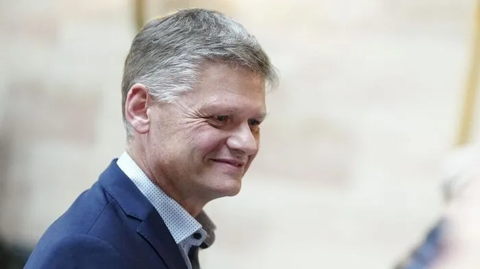 "Das wird heute keine Sternstunde parlamentarischer Kontrollarbeit" – ÖVP-Fraktionschef Andreas Hanger kündigte vor der Befragung von Vorarlbergs Landeshauptmann Markus Wallner (ÖVP) Widerstand an