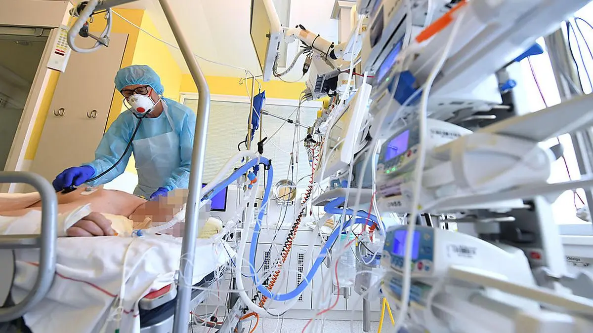 Aktuell werden in der Behandlung von Covid-Patienten hauptsächlich Medikamente eingesetzt, die für andere Erkrankungen entwickelt wurden