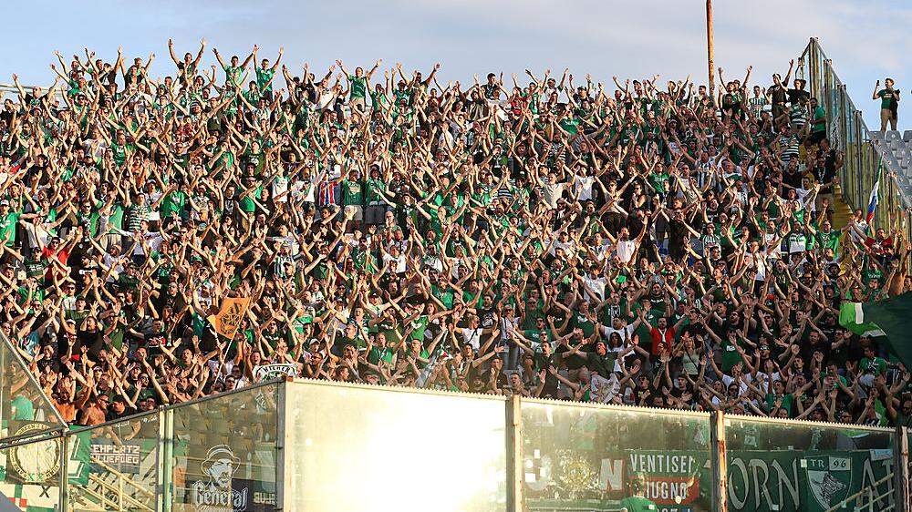Rapid-Fans in Florenz