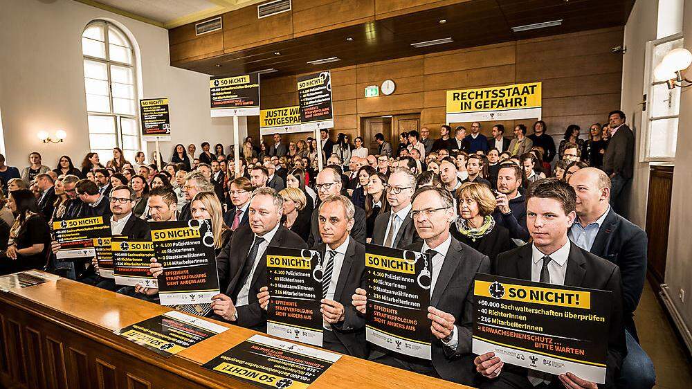 Richter und Staatsanwälte protestierten in Klagenfurt