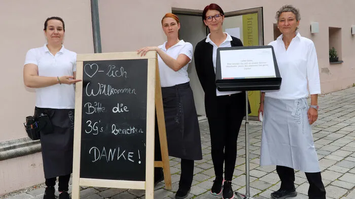 Bitte klicken Sie sich durch die Bilder!