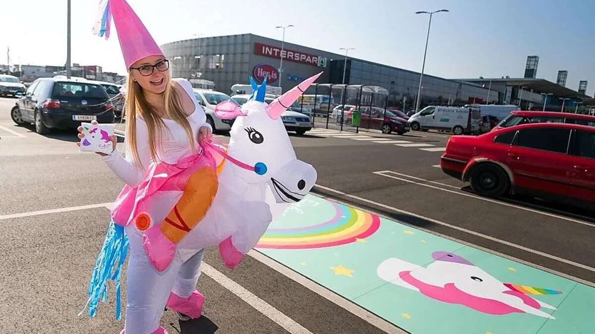 Die PR-Aktion ist aufgegangen: Der Einhorn-Parkplatz 